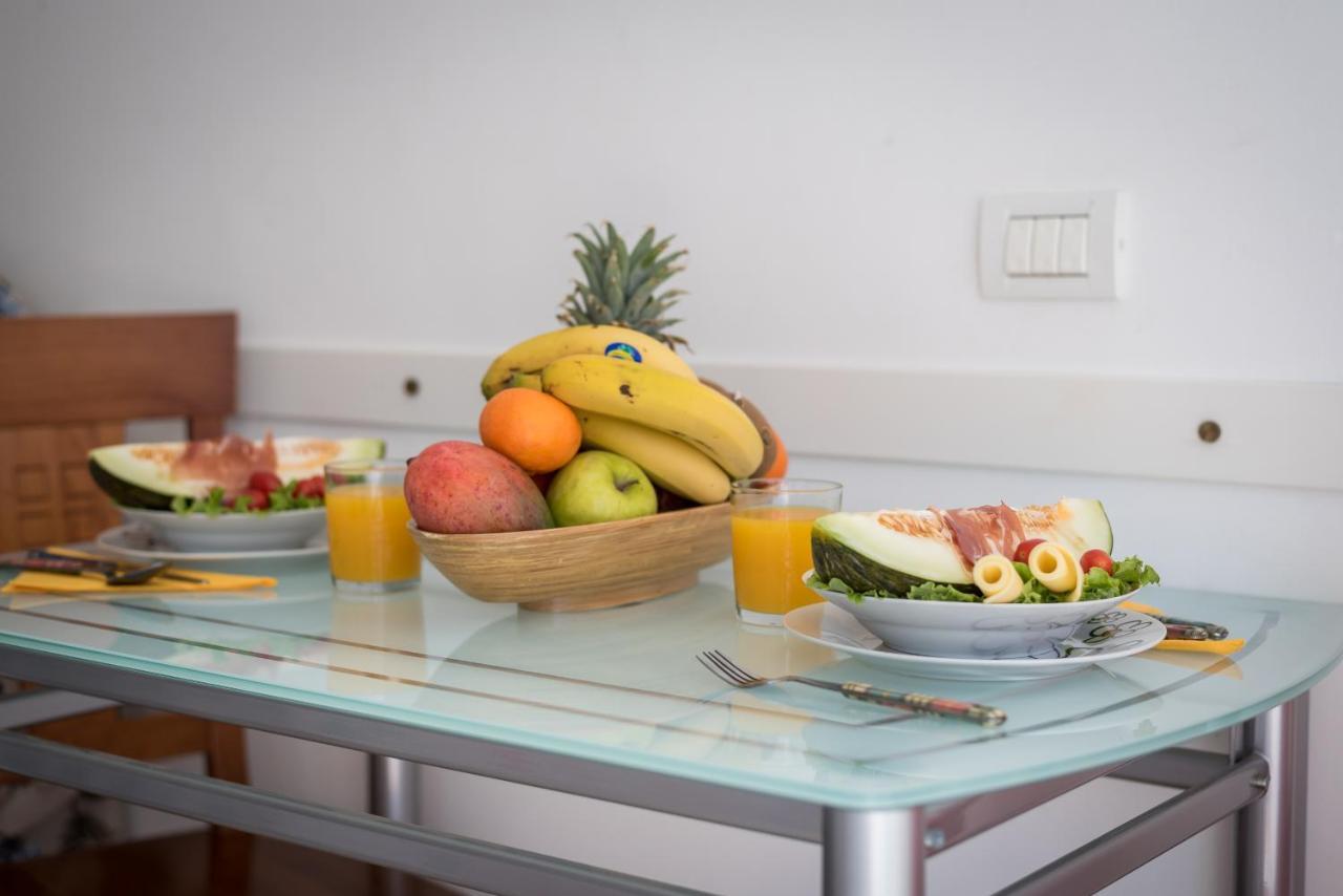421 Olympia Central Studio Building Remodelling Playa de las Americas  Ngoại thất bức ảnh